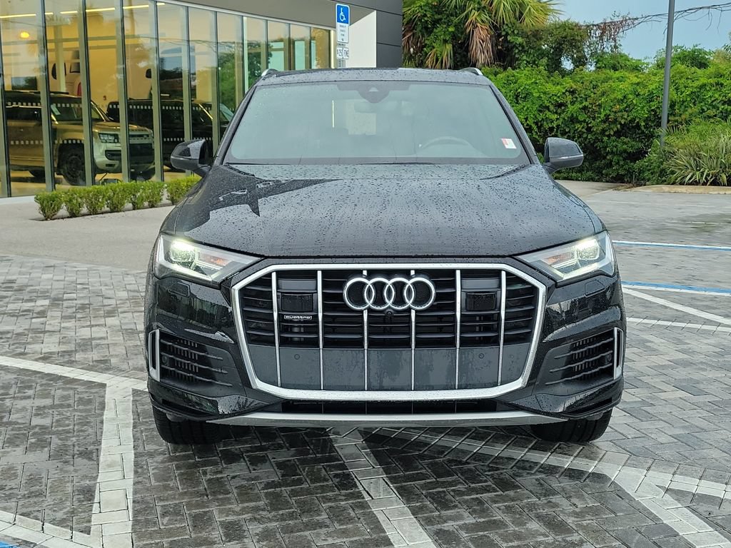 Used 2022 Audi Q7 3.0T Premium Plus w/ Premium Plus Package AWD/4WD image 8
