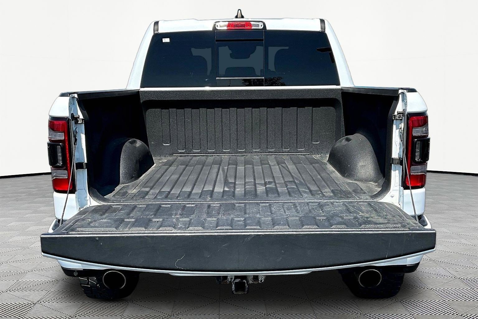 Used 2021 RAM 1500 Sport w/ Night Edition image 7