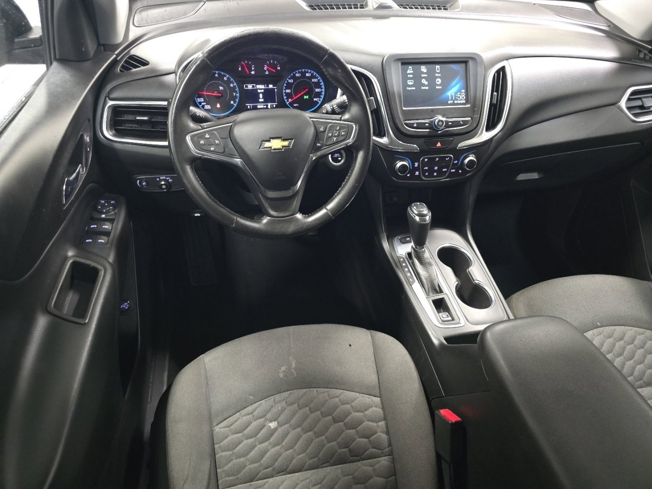 Used 2018 Chevrolet Equinox LT image 23