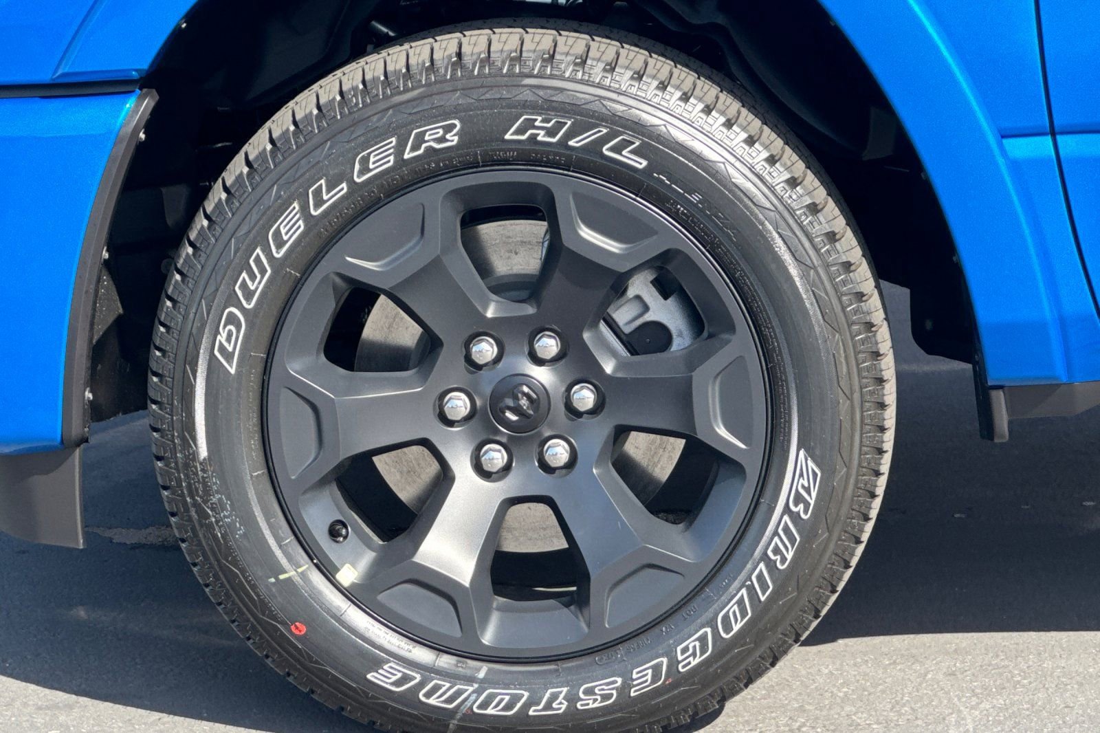 New 2026 RAM 1500 4x4 Crew Cab image 25