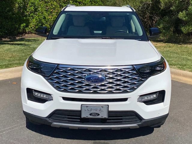 Used 2023 Ford Explorer Platinum w/ Technology Package AWD/4WD image 2