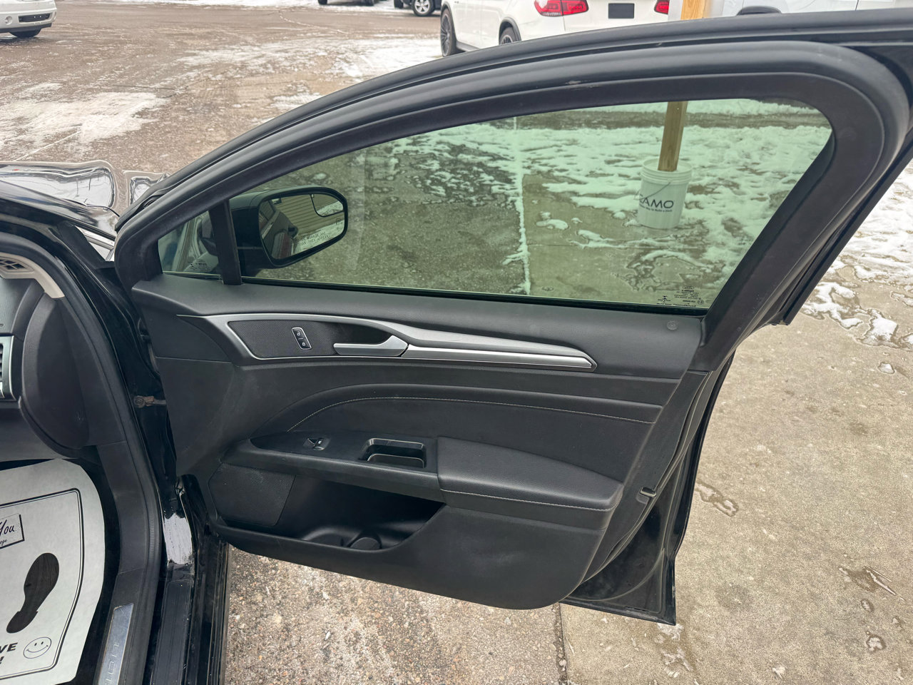 Used 2016 Ford Fusion Titanium image 15