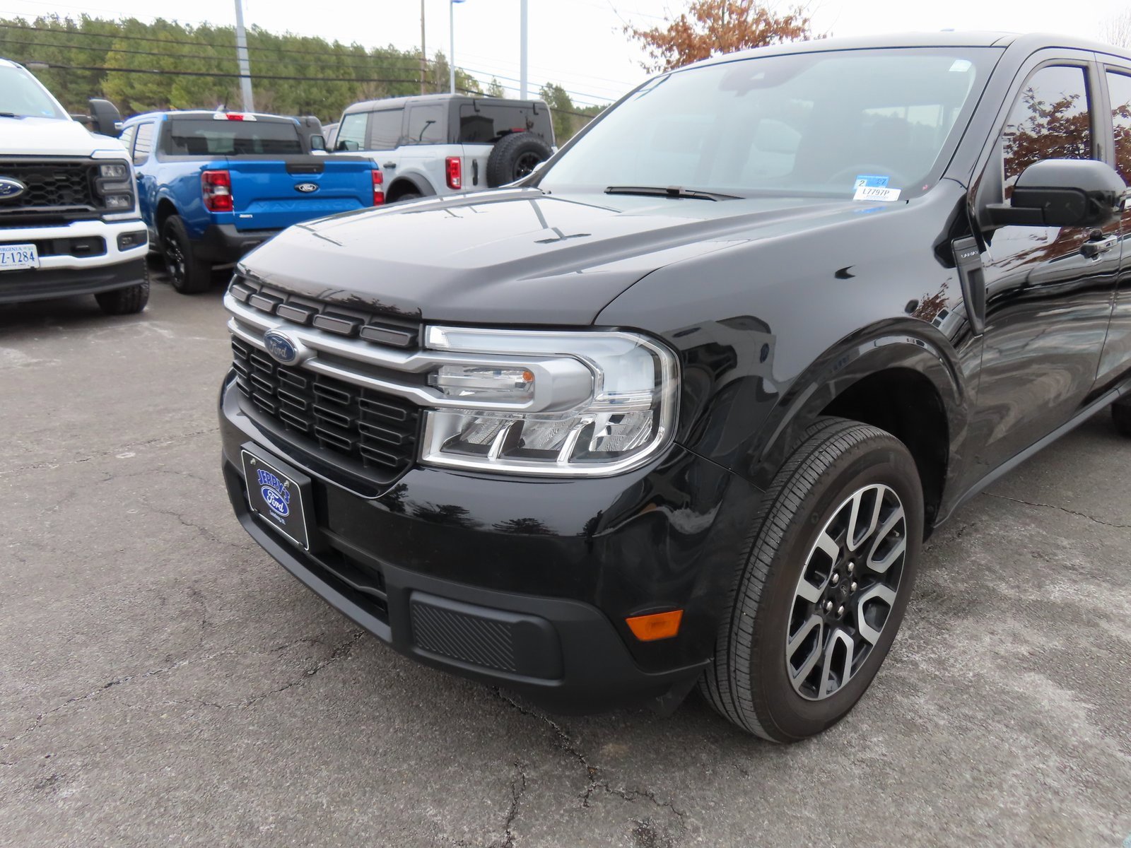 Used 2023 Ford Maverick Lariat image 9