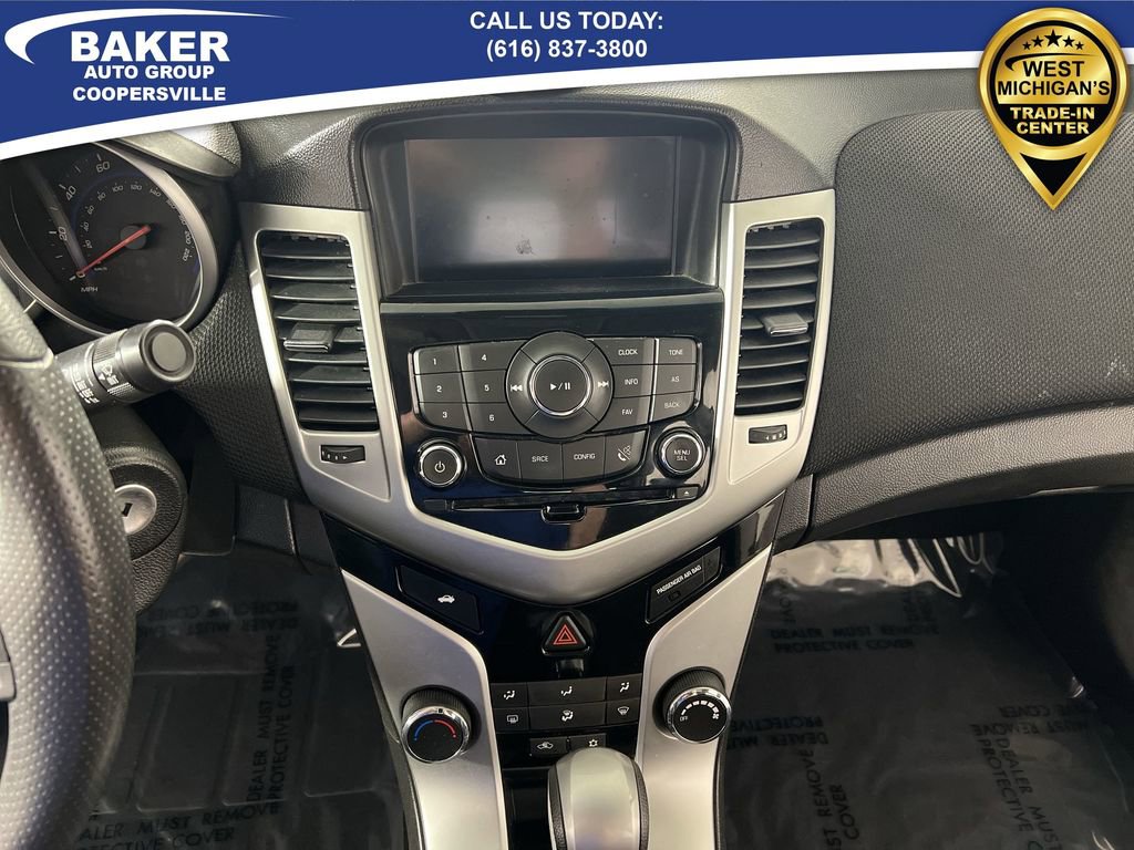 Used 2015 Chevrolet Cruze LT w/ Sun And Sound Package image 11