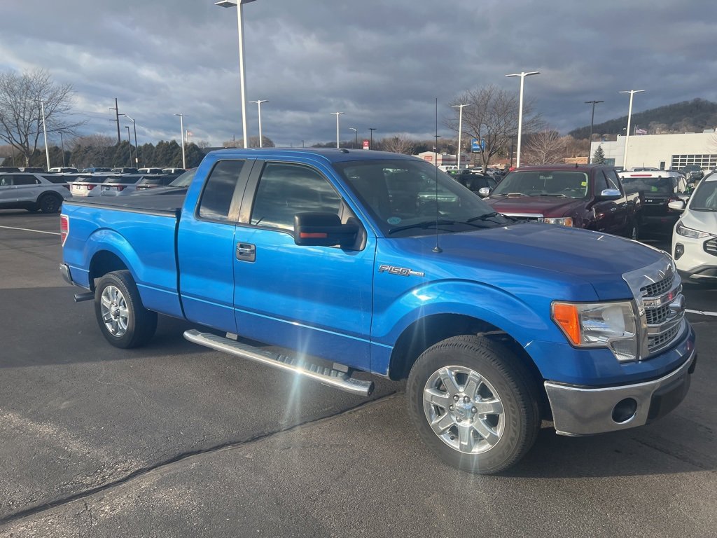 Used 2013 Ford F150 XLT w/ XLT Chrome Pkg image 2