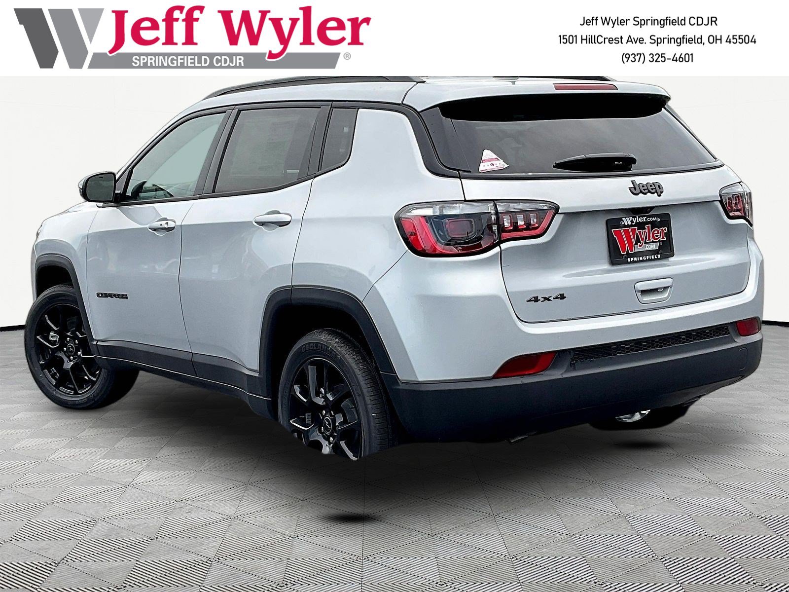 New 2026 Jeep Compass Latitude AWD/4WD image 4