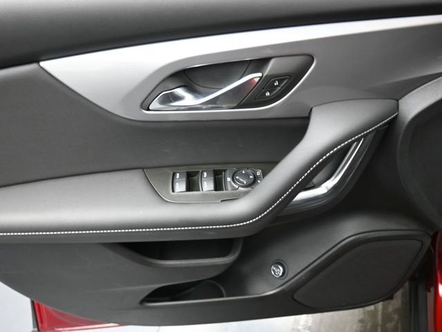 Used 2024 Chevrolet Blazer LT w/ LPO, Black Grille Bar Package image 13