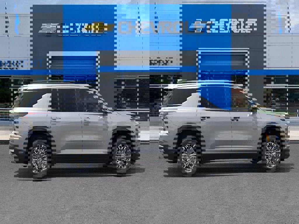 New 2026 Chevrolet Traverse LT w/ Driver Confidence Package image 5