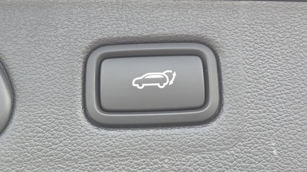 Used 2020 Hyundai Tucson Limited w/ Cargo Package AWD/4WD image 35