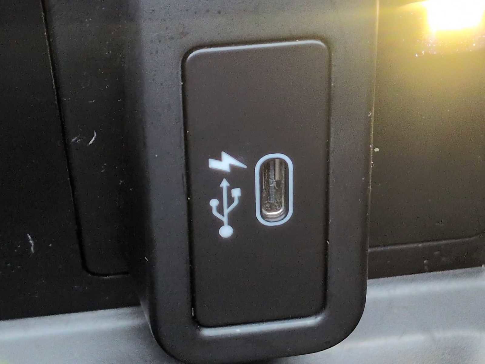 Used 2021 BMW X4 M40i image 39