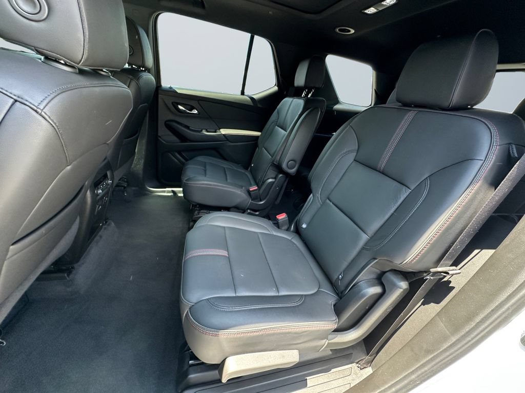 Used 2023 Chevrolet Traverse RS AWD/4WD image 13