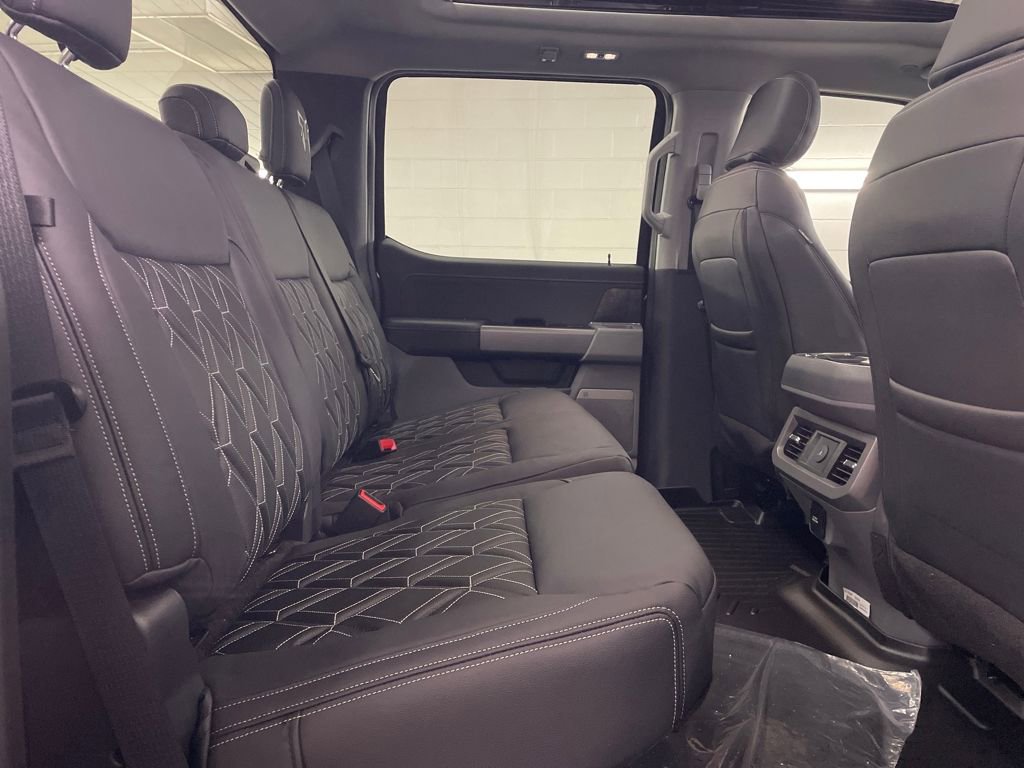 New 2026 Ford F250 XLT w/ XLT Premium Package image 29