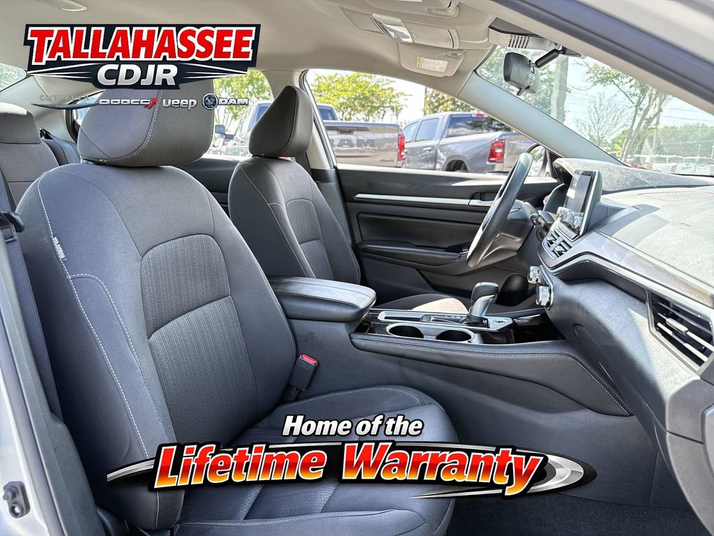 Used 2023 Nissan Altima 2.5 SV FWD image 29