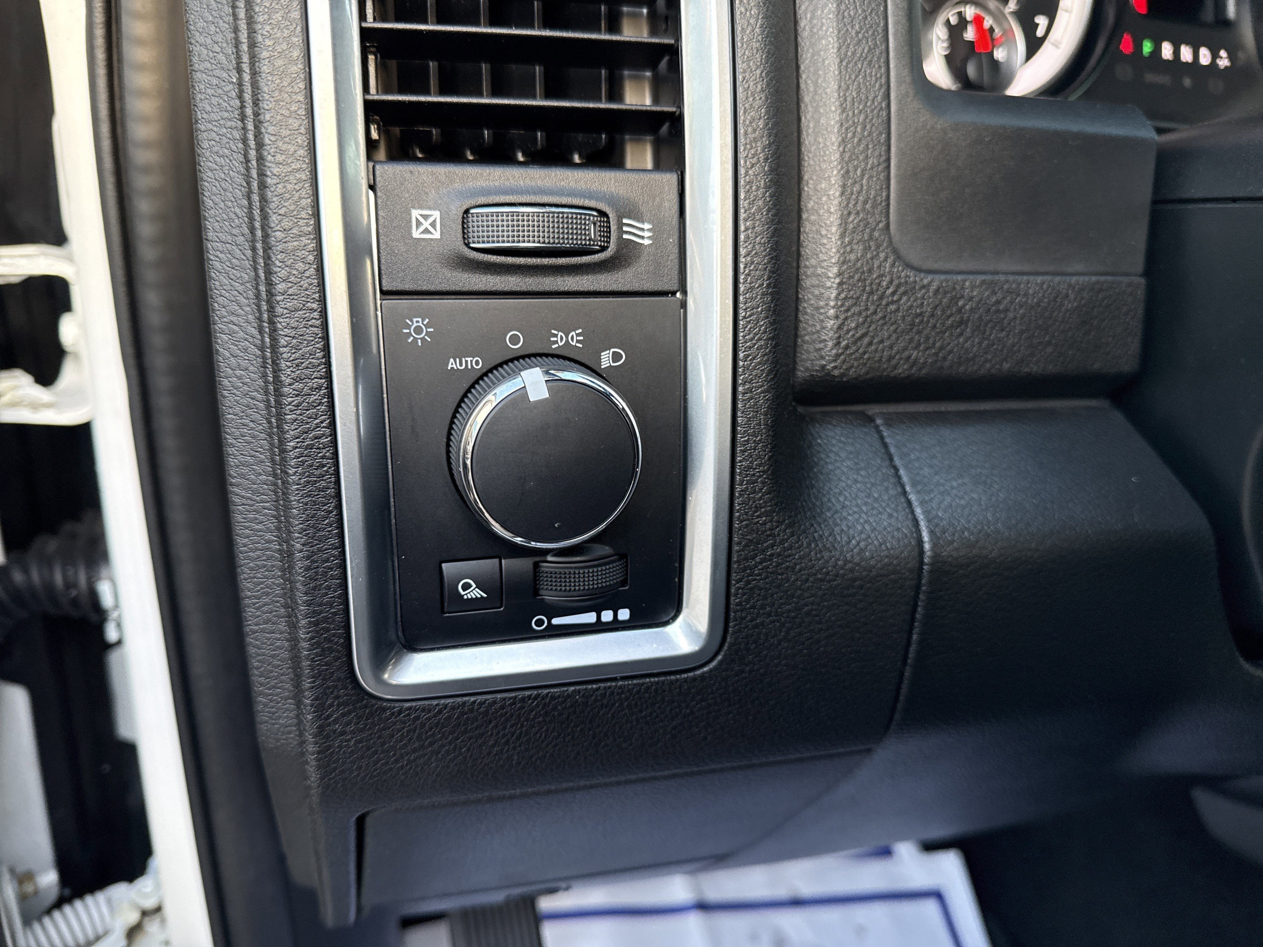 Used 2021 RAM 1500 Classic Warlock w/ Trailer & Traction Group image 18