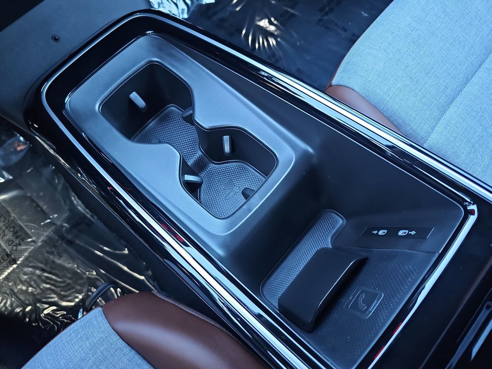 Certified 2023 Volkswagen ID.4 2WD image 23