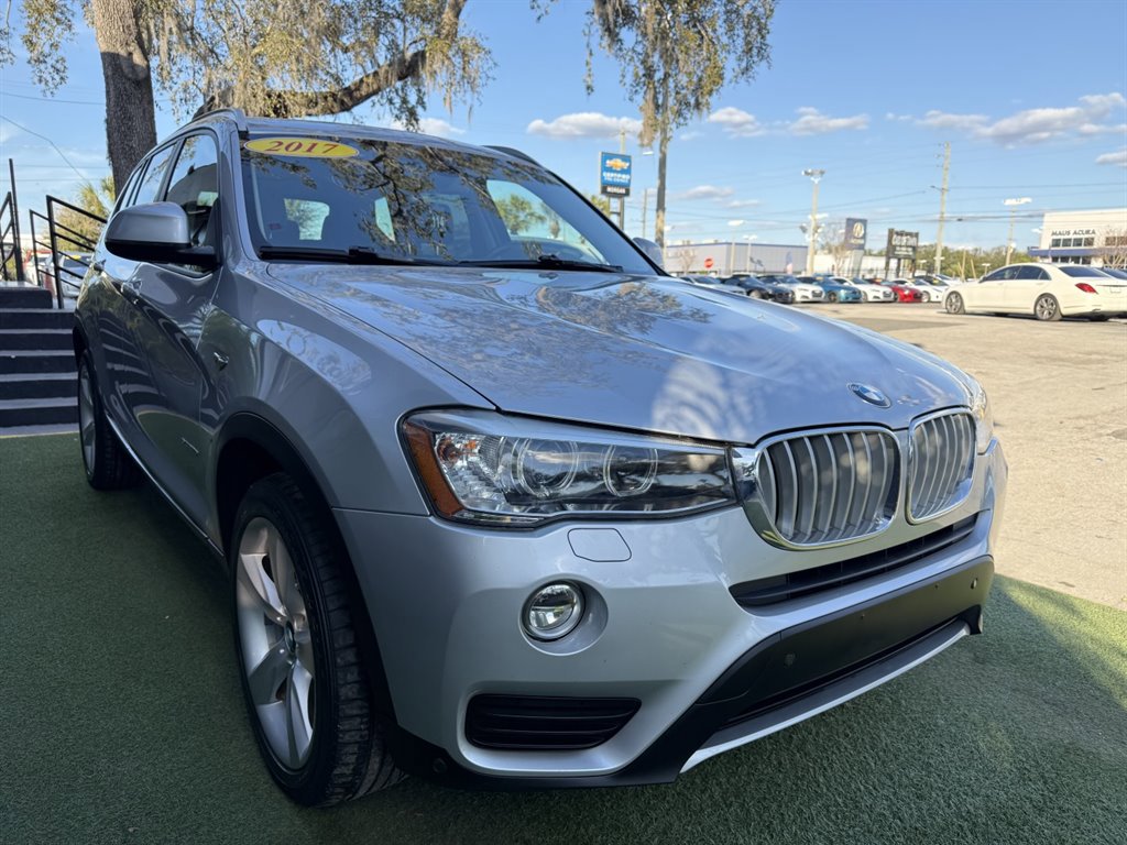 Used 2017 BMW X3 xDrive35i image 3