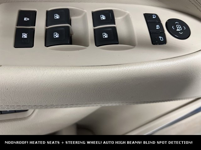 Used 2015 Cadillac Escalade Luxury image 13