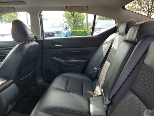 Used 2021 Nissan Altima 2.5 SR w/ SR Premium Package AWD/4WD image 10