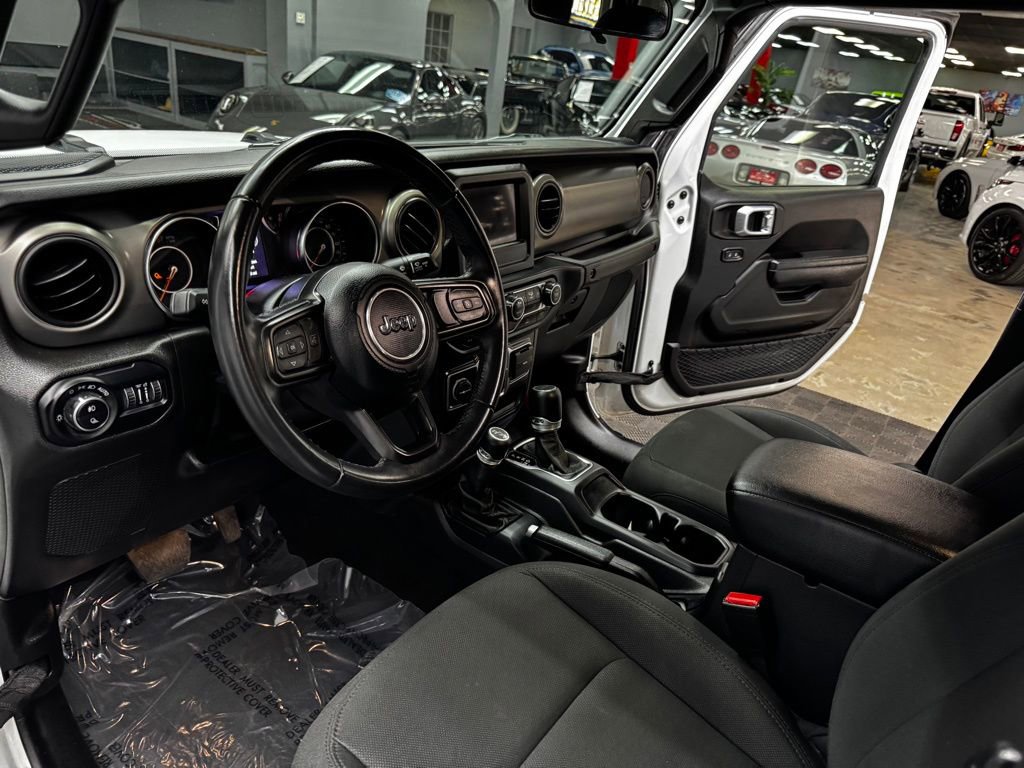 Used 2022 Jeep Gladiator Willys image 32