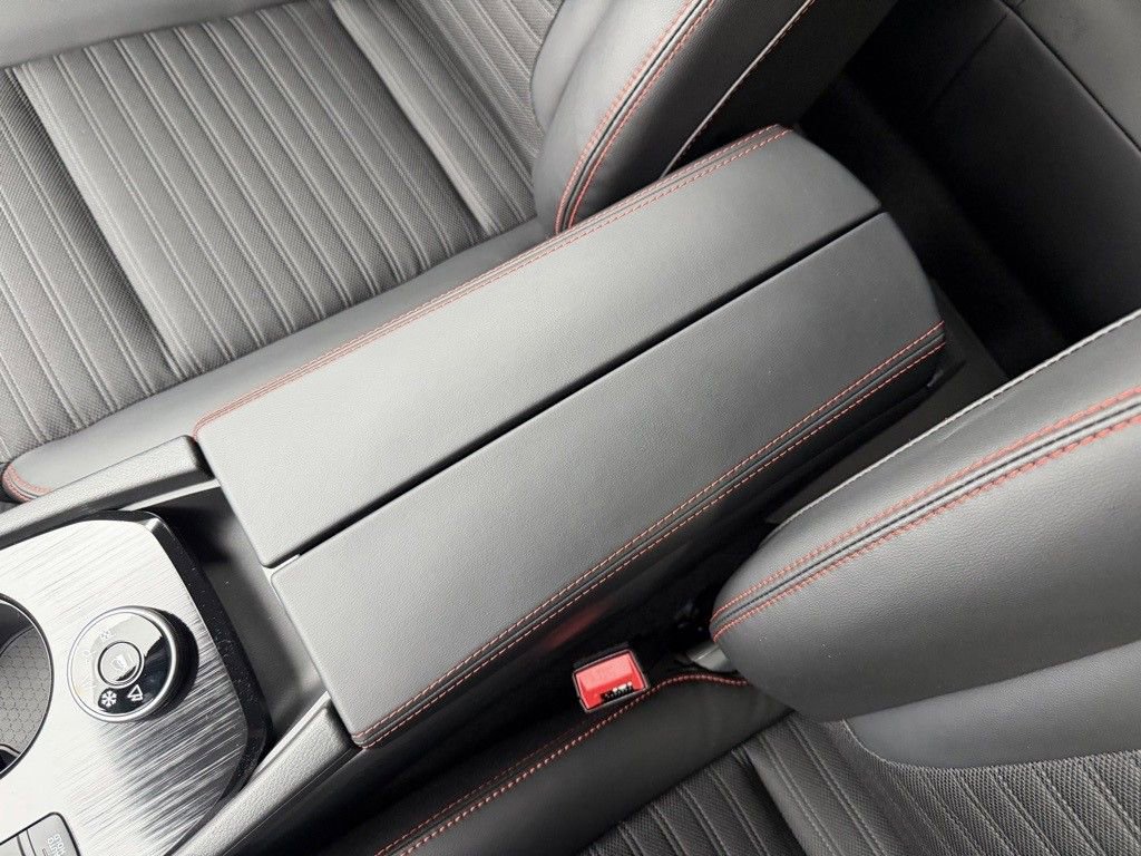 Used 2026 Nissan Rogue SV AWD/4WD image 25