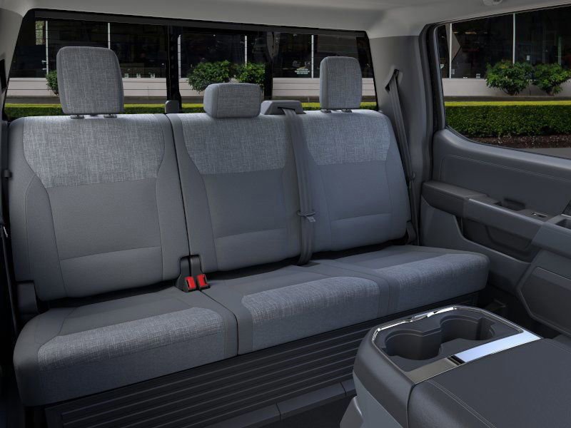 New 2025 Ford F250 XLT w/ Black Appearance Package AWD/4WD image 13