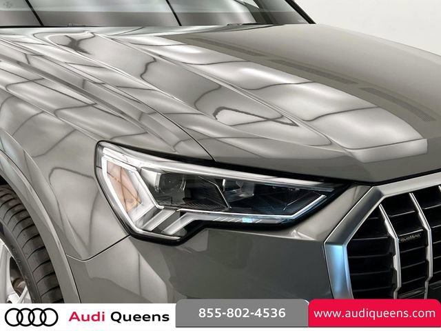 Used 2023 Audi Q3 2.0T Premium Plus w/ Premium Plus Package AWD/4WD image 9