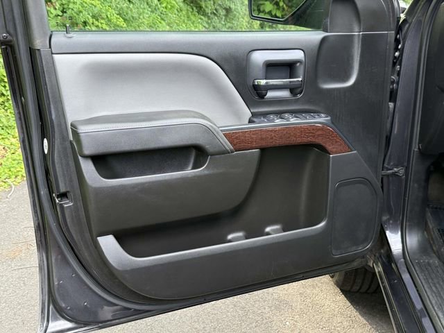 Used 2015 GMC Sierra 1500 SLE w/ SLE Value Package AWD/4WD image 8