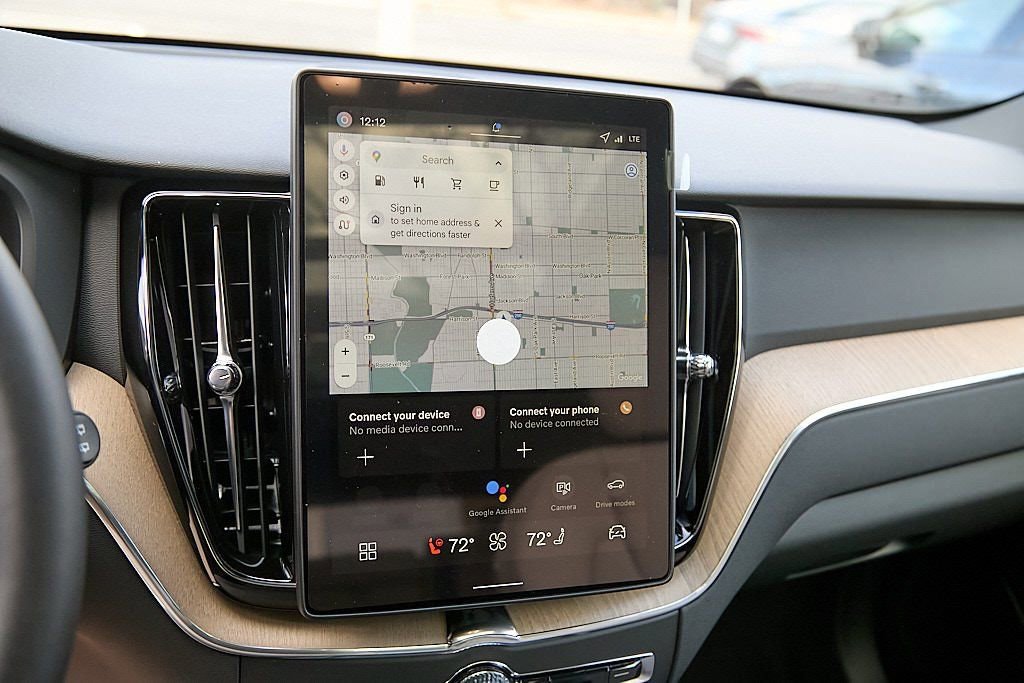 New 2026 Volvo XC60 B5 Plus w/ Protection Package Premier image 16