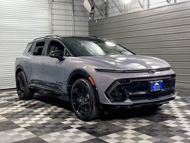 Used 2024 Chevrolet Equinox EV RS w/ Active Safety Package 3 image 4