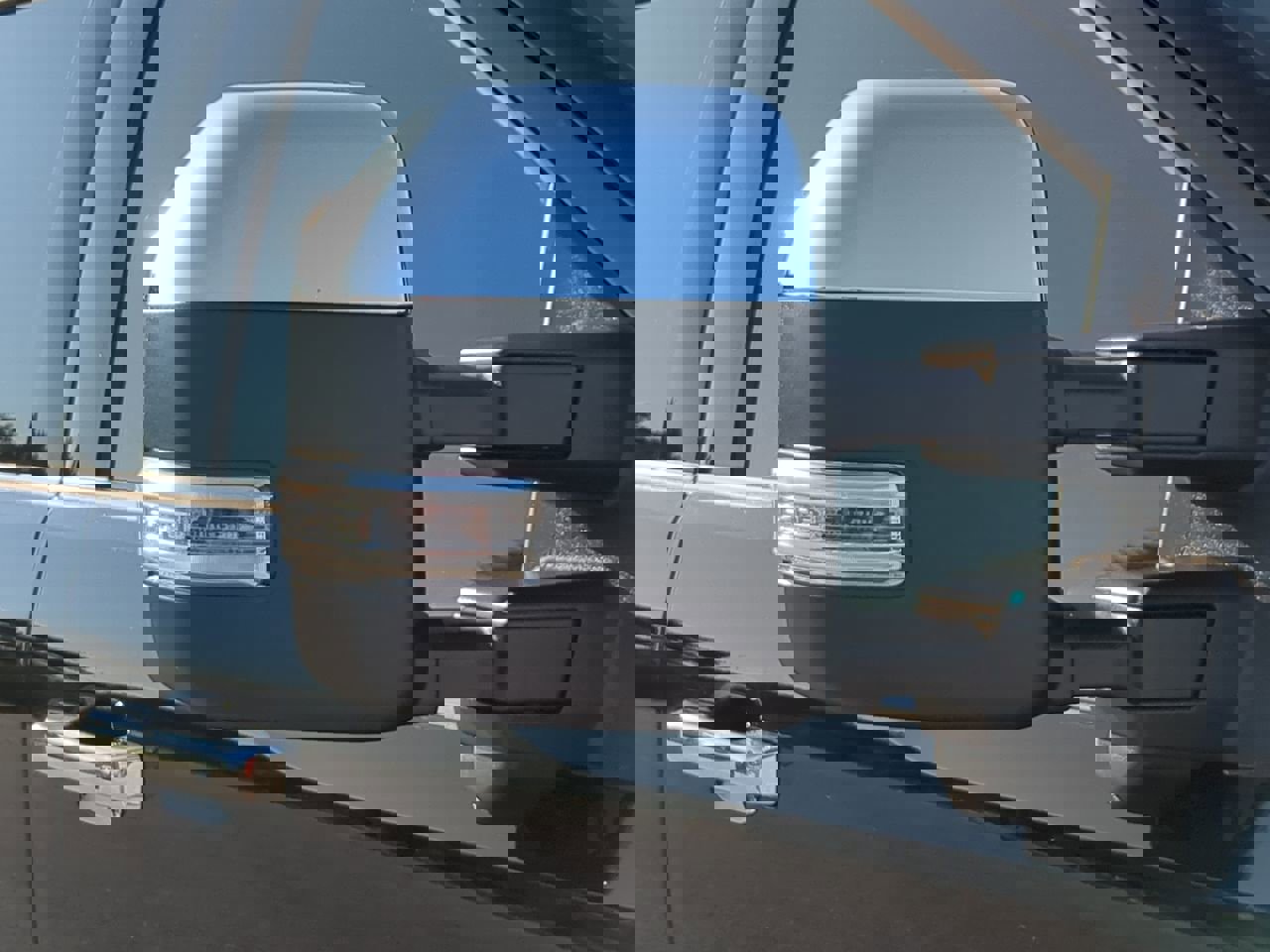 New 2026 Ford F250 Lariat w/ Chrome Package image 10