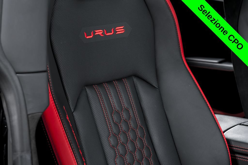Used 2023 Lamborghini Urus Performante AWD/4WD image 42