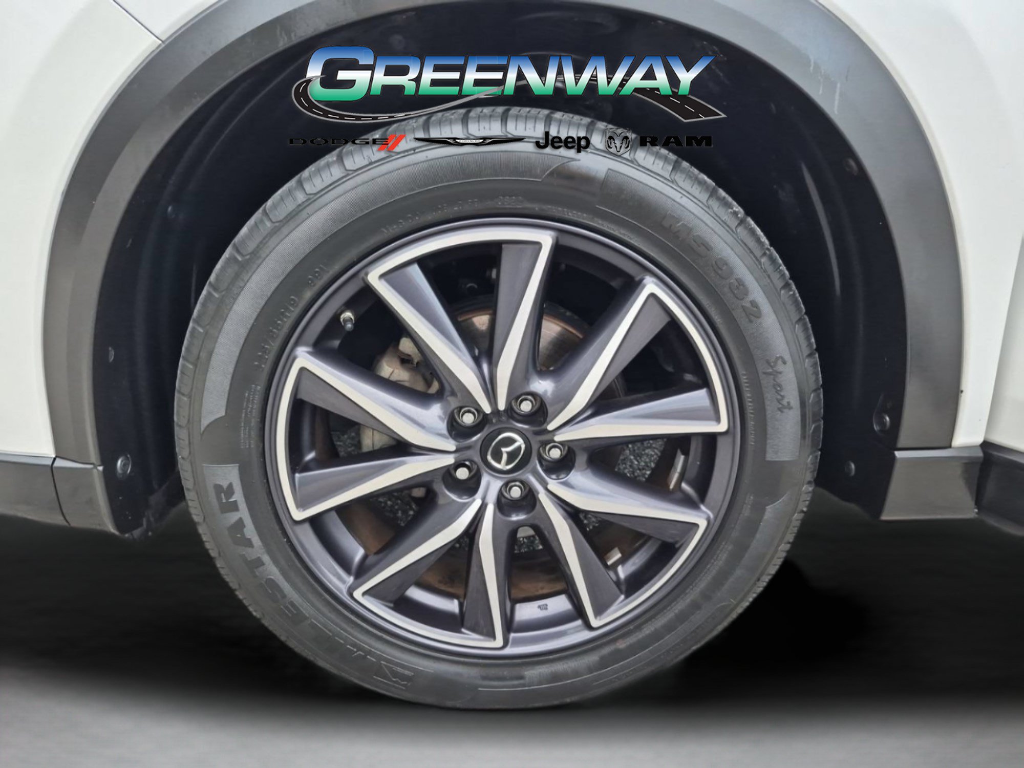 Used 2018 MAZDA CX-5 Touring w/ Preferred Equipment Package FWD image 34