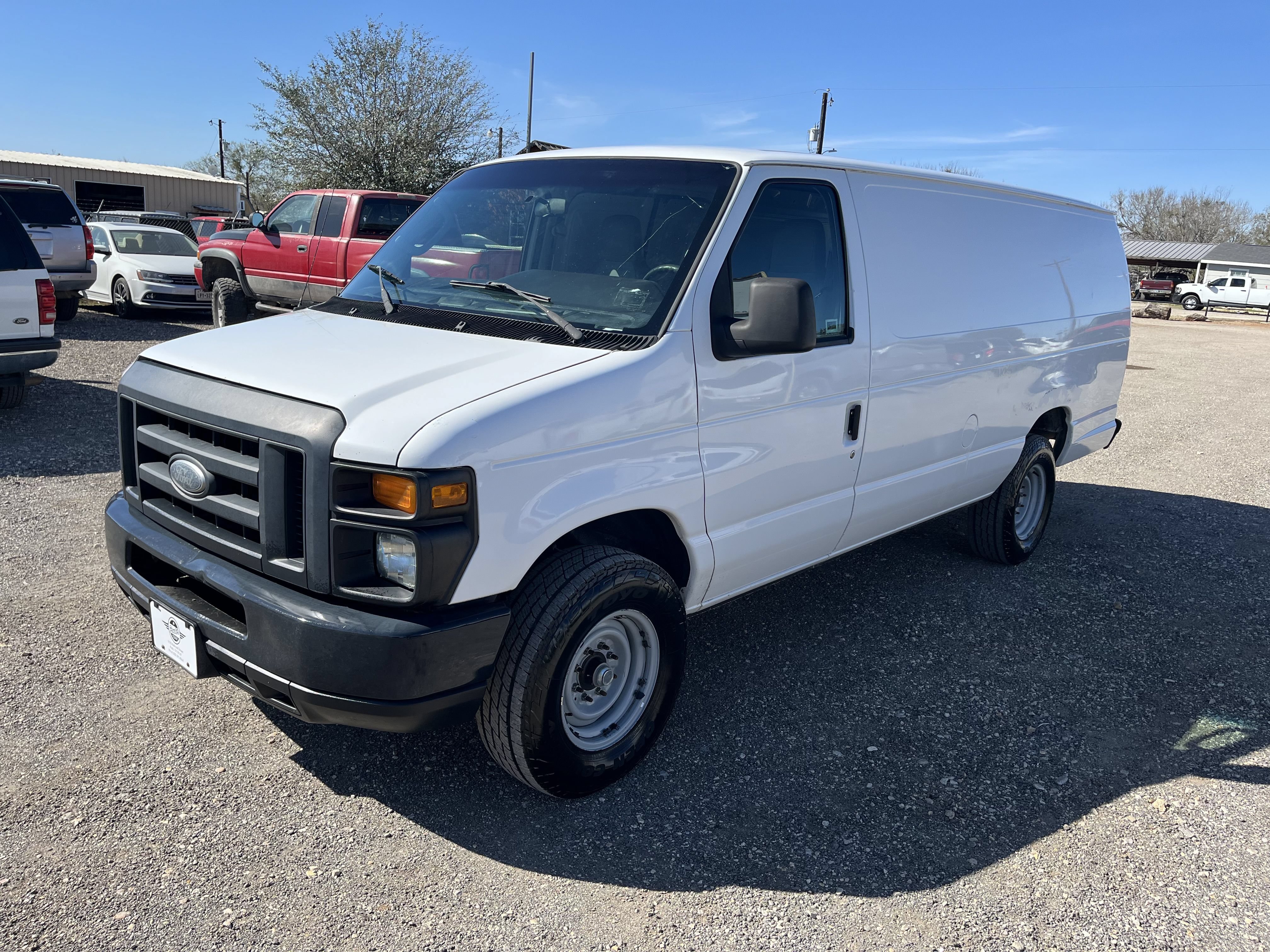 Used 2013 Ford E-250 and Econoline 250 Extended w/ PWR Group RWD image 1
