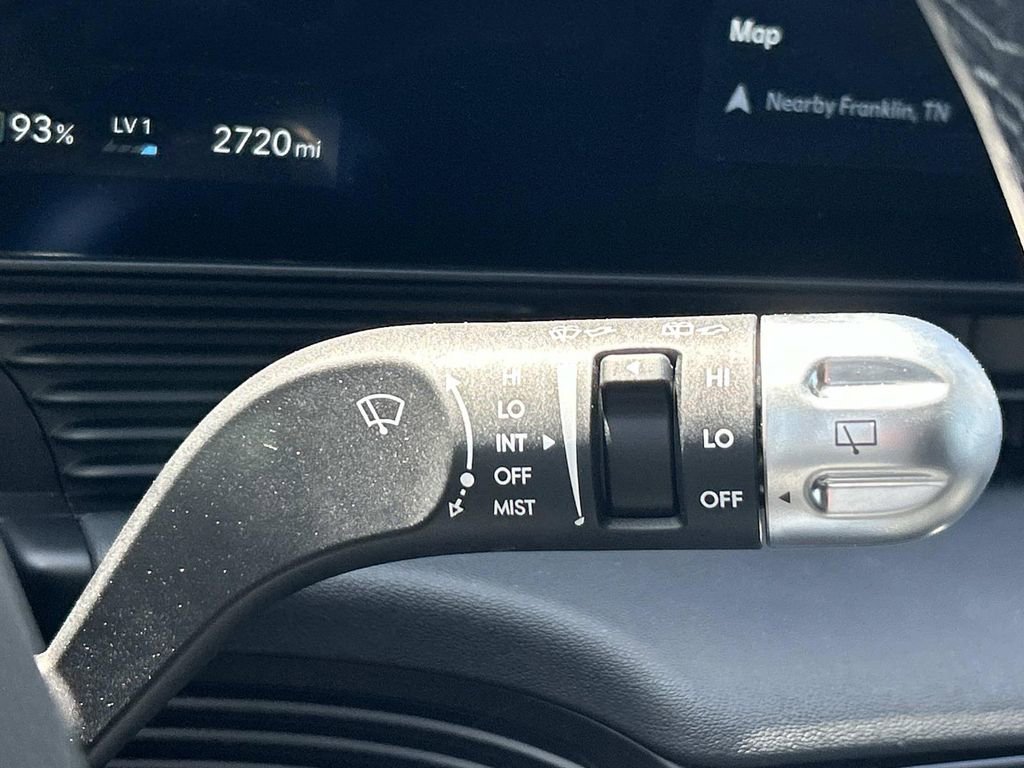 Used 2025 Hyundai Ioniq 5 SEL image 33