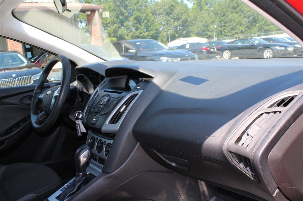 Used 2012 Ford Focus SE image 14