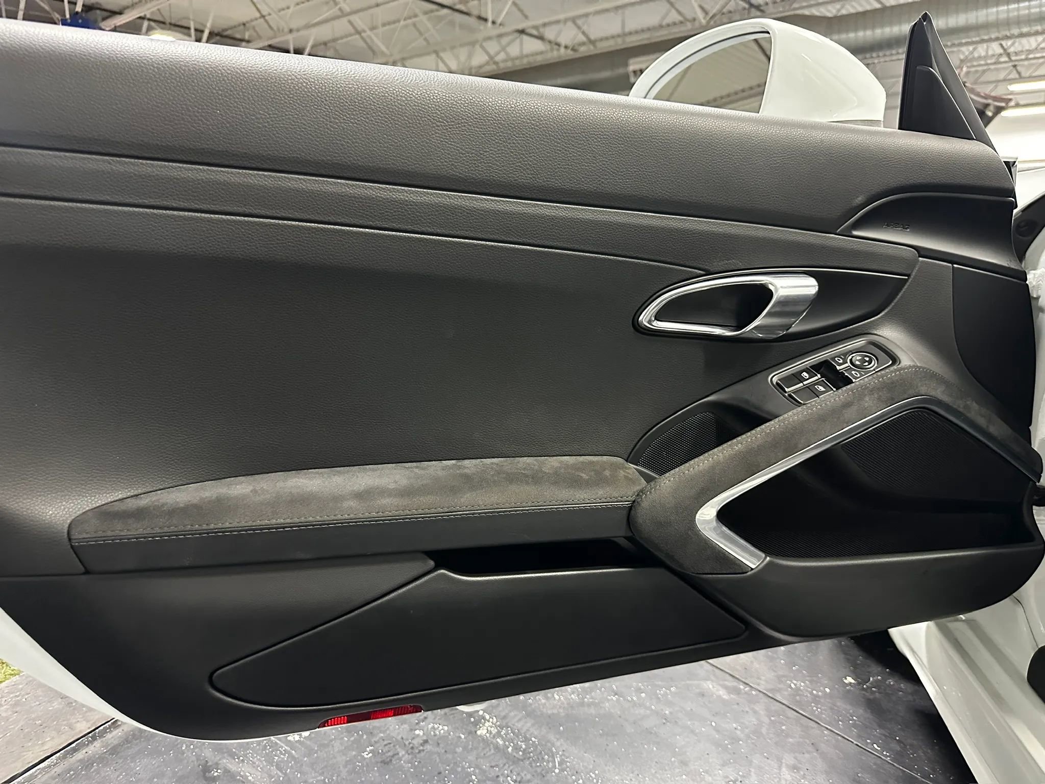 Used 2018 Porsche 718 Boxster GTS RWD image 14