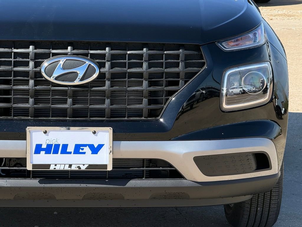 New 2026 Hyundai Venue SE image 8