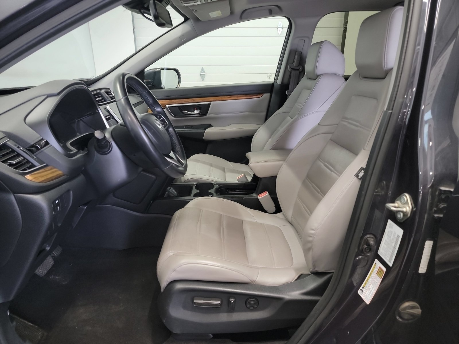 Used 2017 Honda CR-V Touring image 12