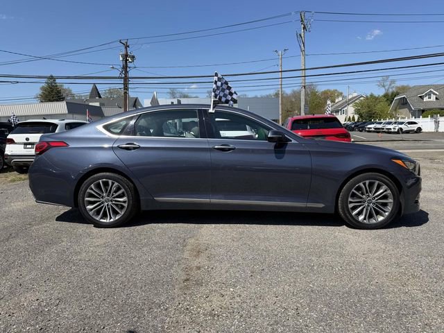 Used 2015 Hyundai Genesis 3.8 AWD/4WD image 4
