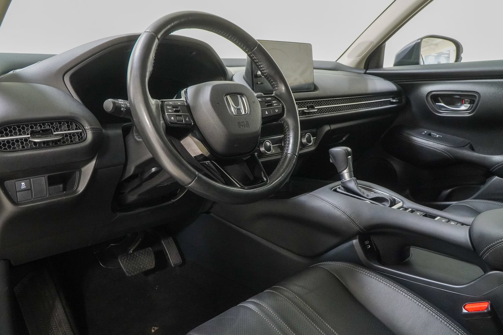 Certified 2024 Honda HR-V EX-L image 19