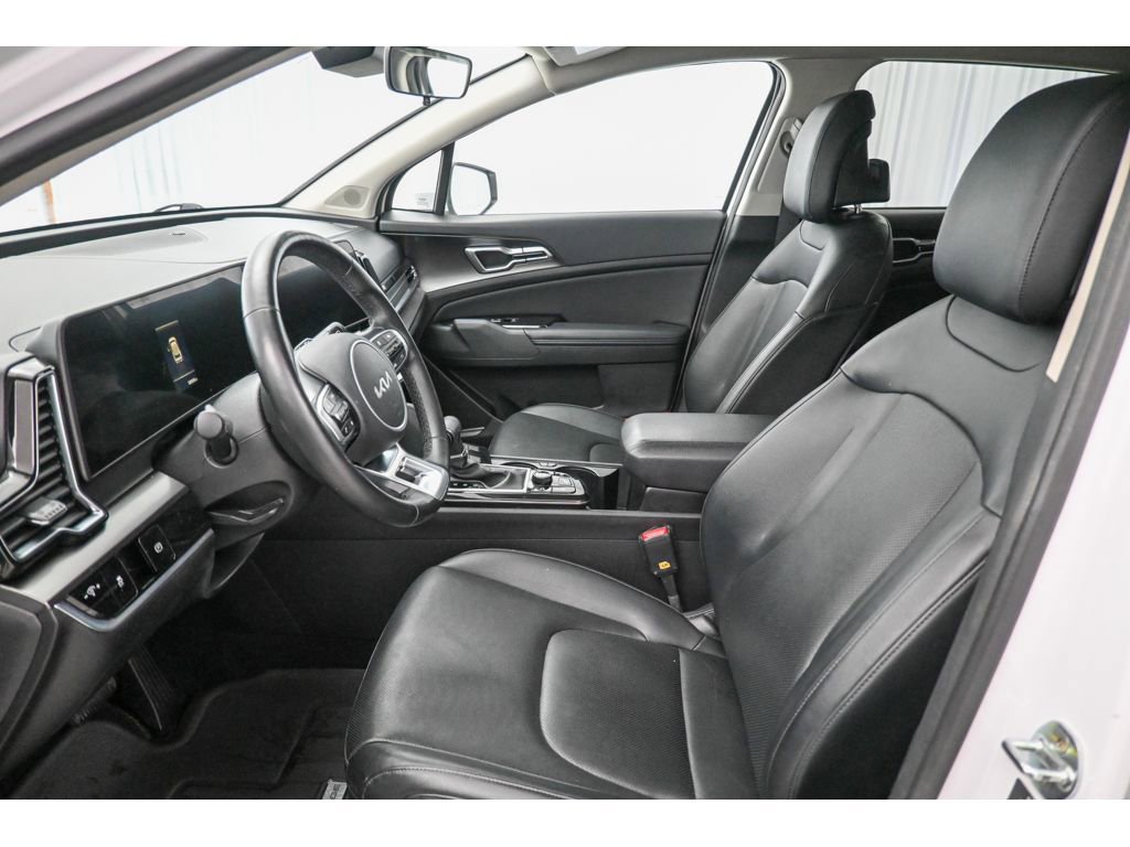 Used 2023 Kia Sportage EX image 10