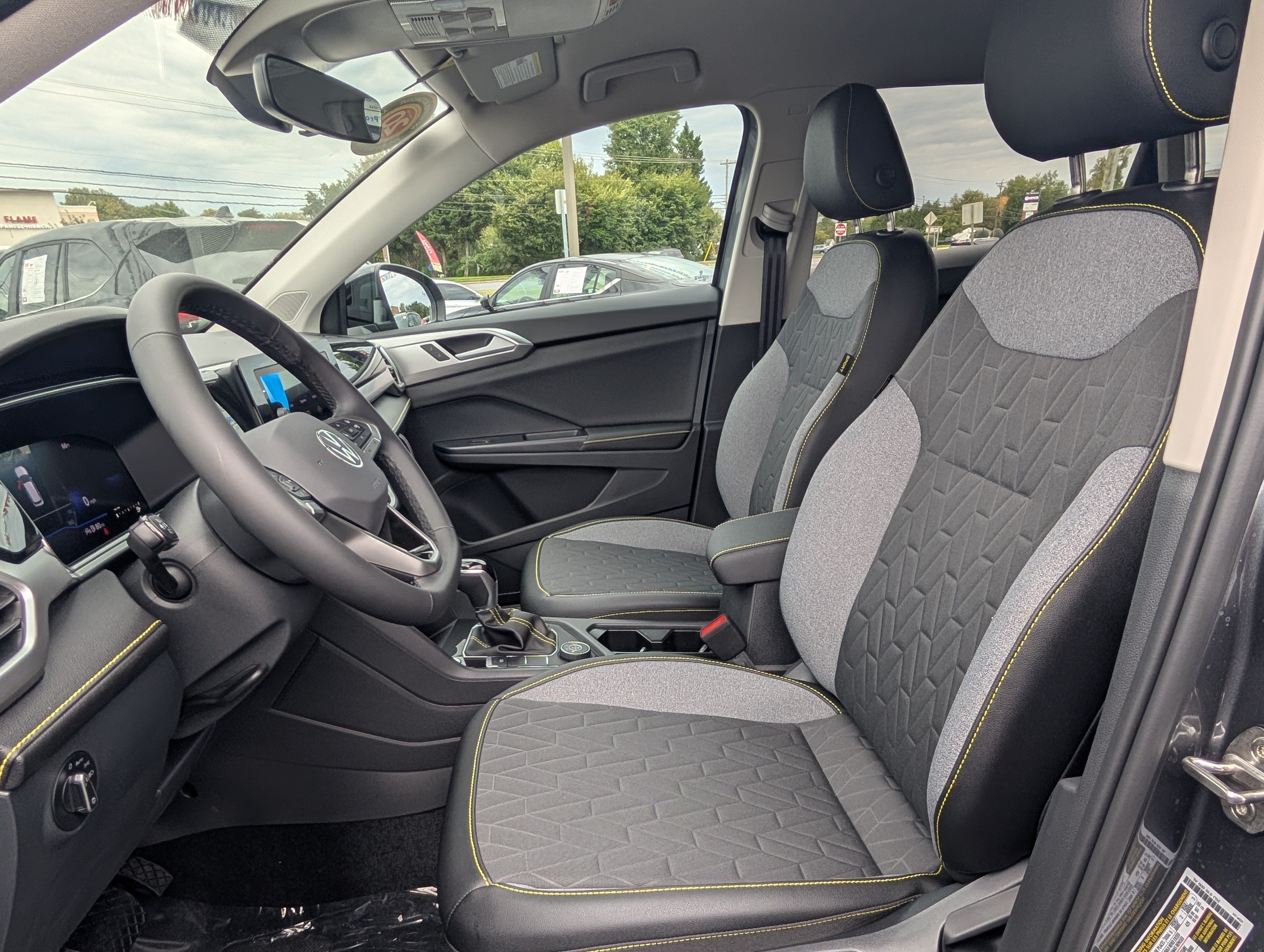 New 2027 Volkswagen Taos Sport AWD/4WD image 13