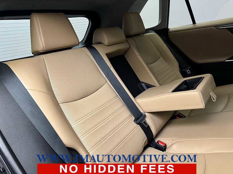 Used 2020 Toyota RAV4 Limited image 19