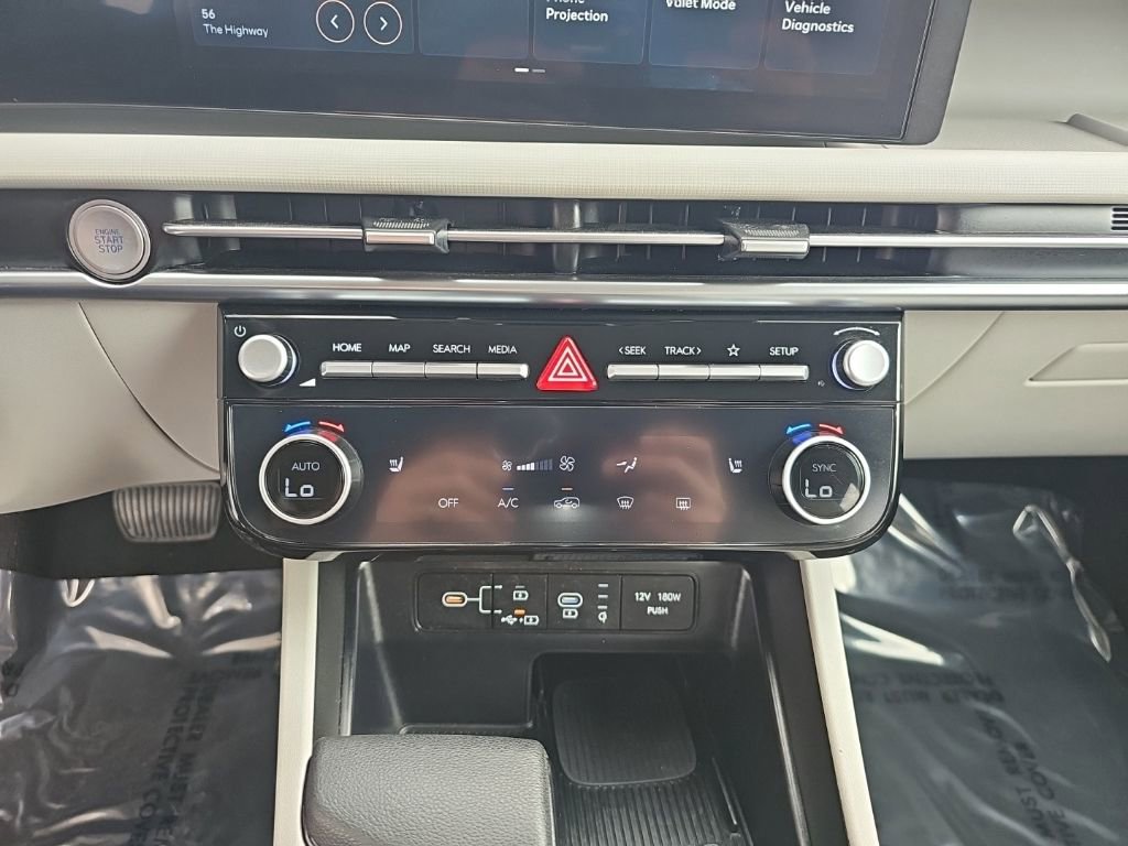 Used 2025 Hyundai Tucson SEL FWD image 17