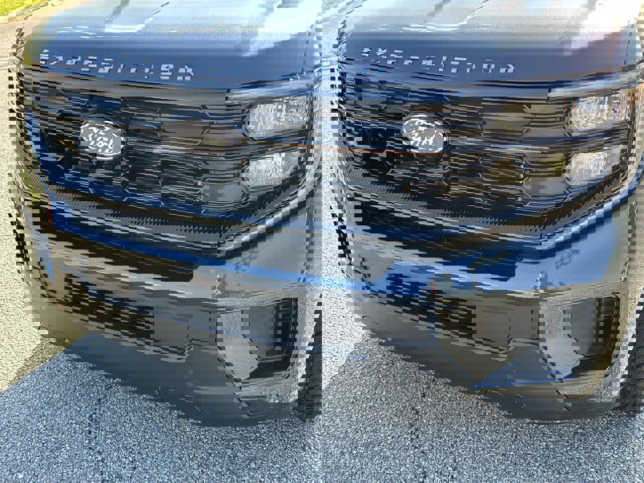 New 2025 Ford Expedition Max Active image 38