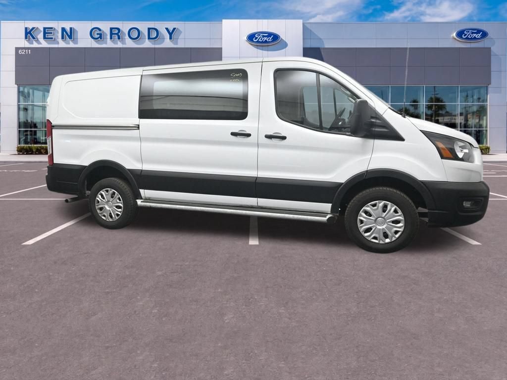 Used 2025 Ford Transit 250 Low Roof w/ Exterior Upgrade Package RWD image 5