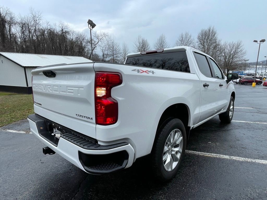 Certified 2024 Chevrolet Silverado 1500 Custom image 3