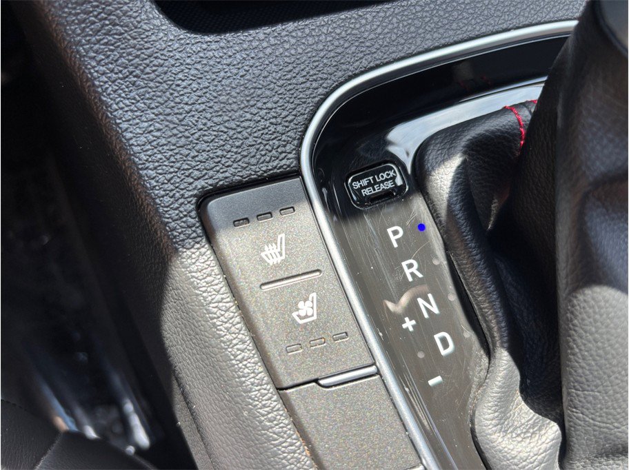 Used 2018 Hyundai Elantra GT Sport w/ Sport Tech Package 04 FWD image 30