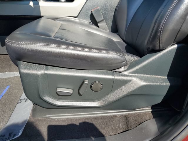Used 2020 Ford Expedition XLT w/ Equipment Group 201A AWD/4WD image 17