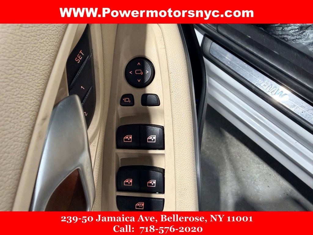 Used 2019 BMW 330i xDrive Sedan w/ Convenience Package image 9